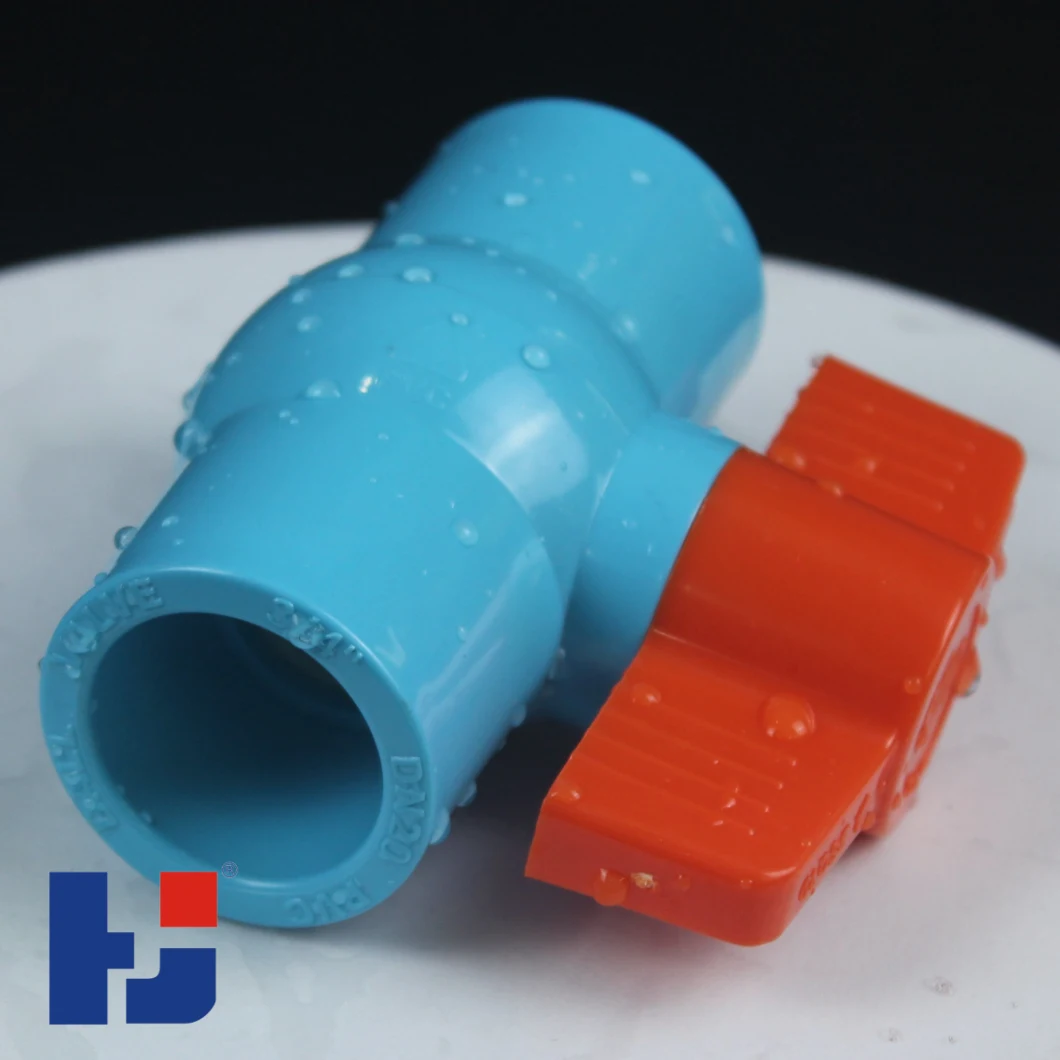 PVC White Valve Ball Valve with Socket ANSI DIN Connector